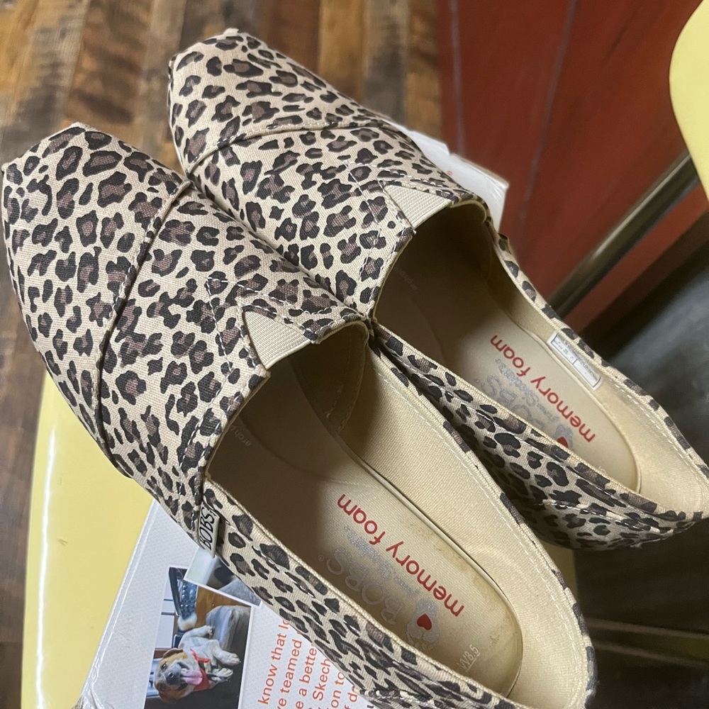 Skechers Leopard Print Flats